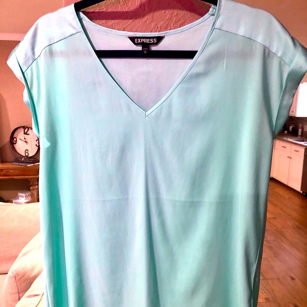 Express shirt